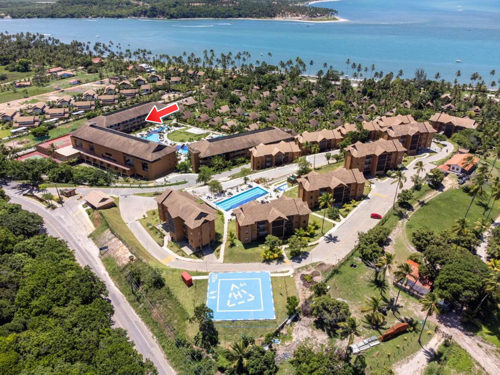 Piscina do resort